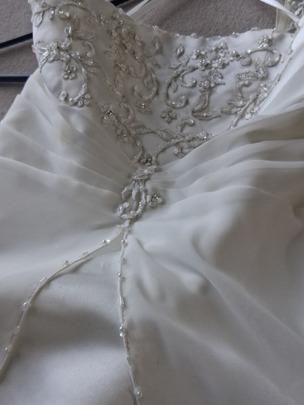 Ivory Flower Girl Dress with Beaded Detail Sz 8 - Picture 3 of 7